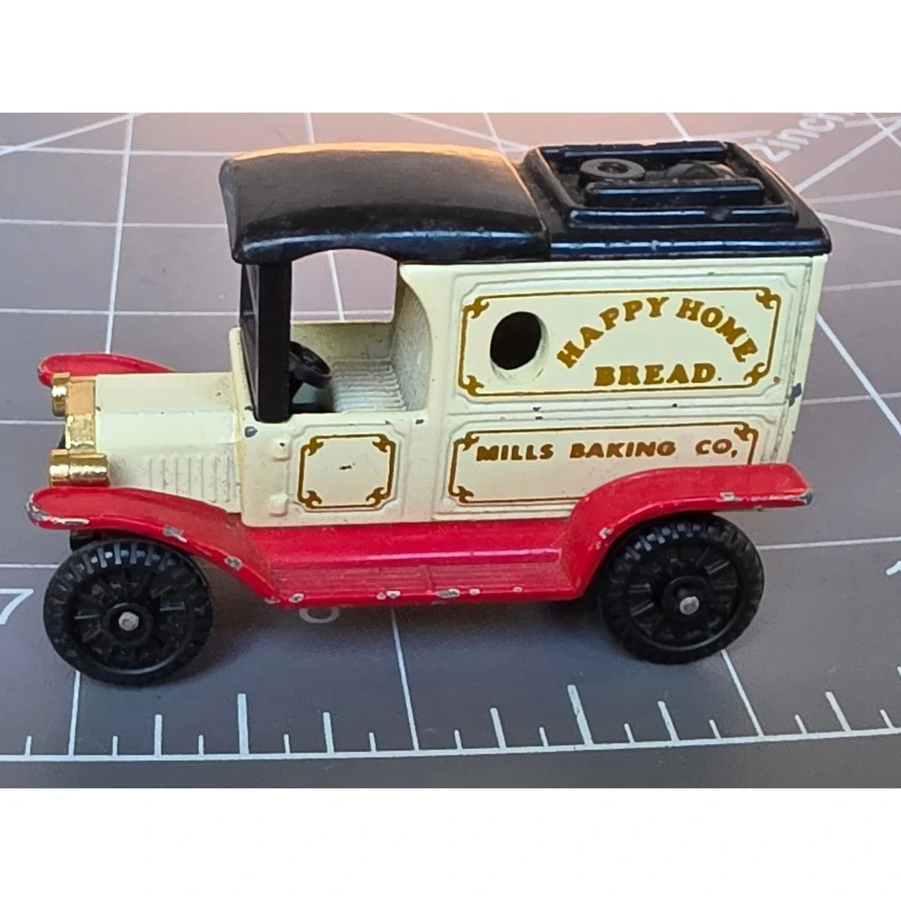 Tomica Type-T Ford Happy Home Bread Mills Baking Co No F11 1/60 Made in Japan